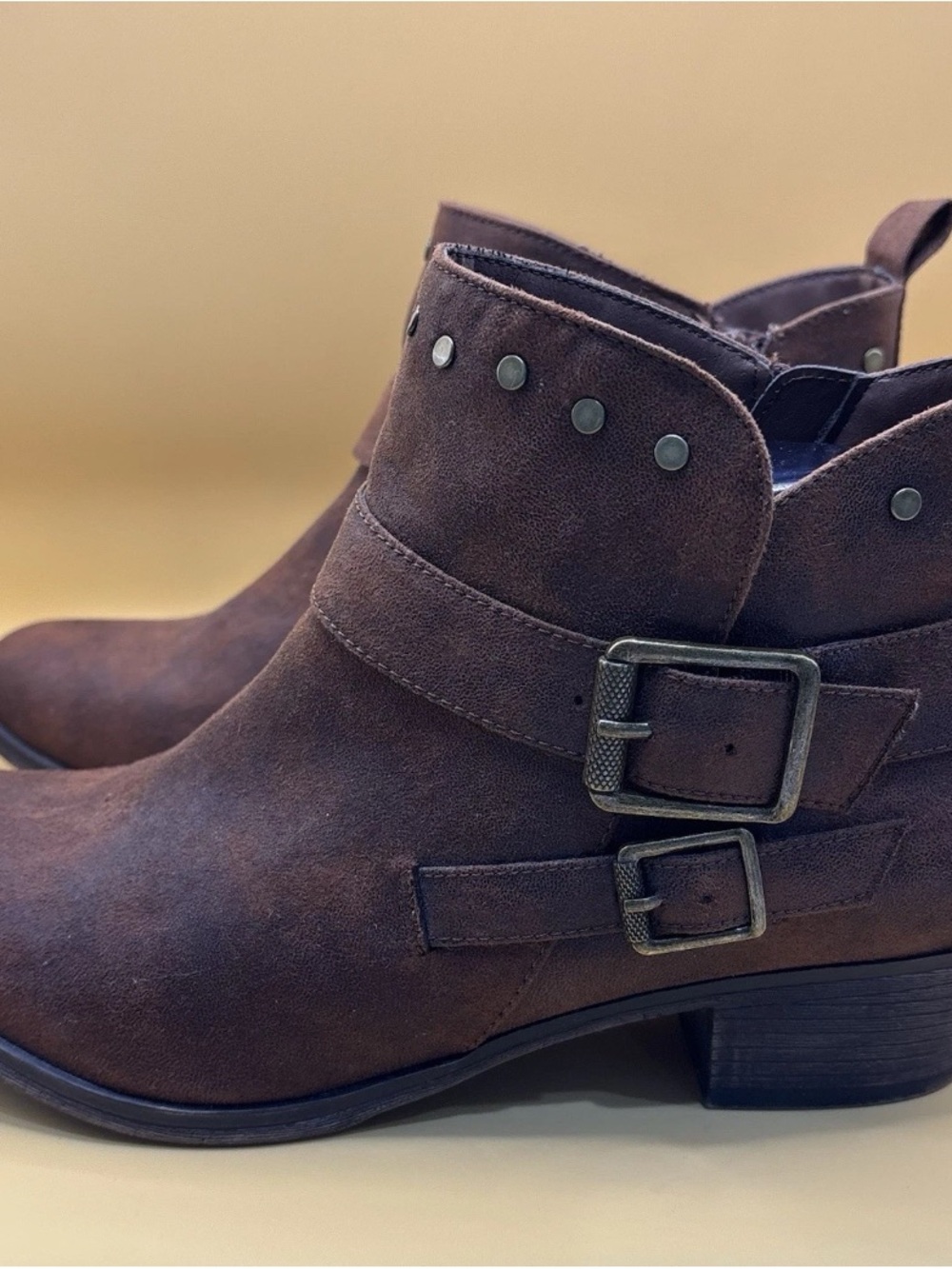 Falls Creek Womens Ankle Boots Size 9 Brown Studded Double Buckle Moto Western - Picture 4 of 10
